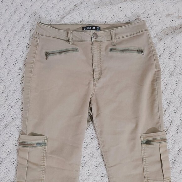 Design Lab Womens Mid Rise Sand Khaki Slim Straight Cargo Utility Pants- 31 - Picture 12 of 16